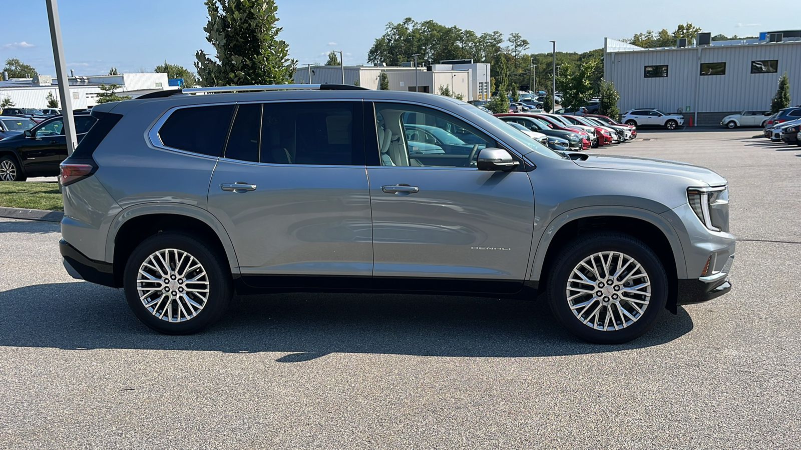 2024 GMC Acadia Denali 4