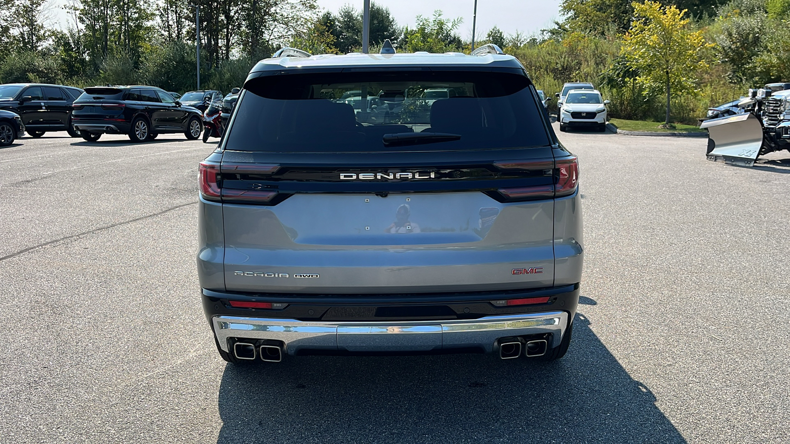 2024 GMC Acadia Denali 6