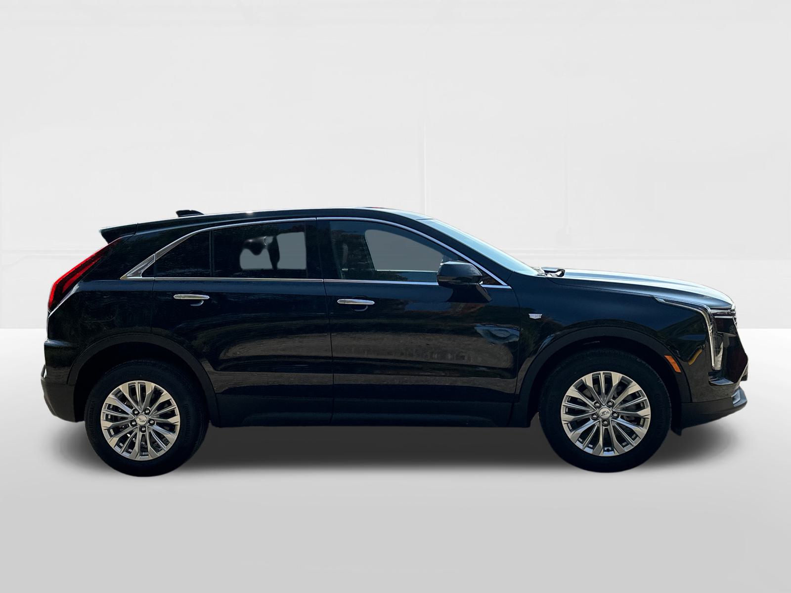 2024 Cadillac XT4 Luxury 6