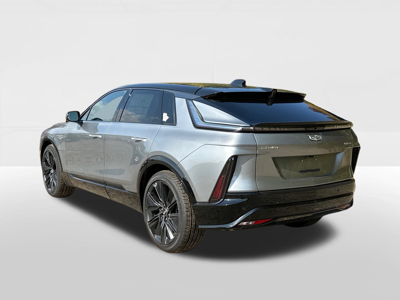 2024 Cadillac LYRIQ Sport 3