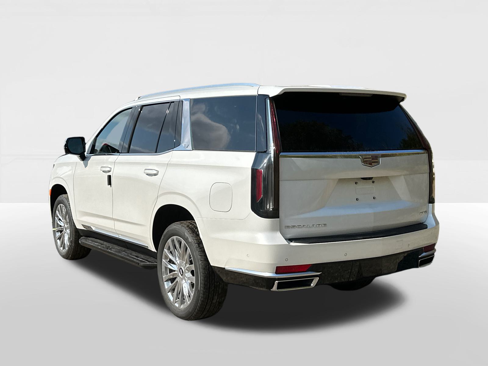 2024 Cadillac Escalade Premium Luxury 2