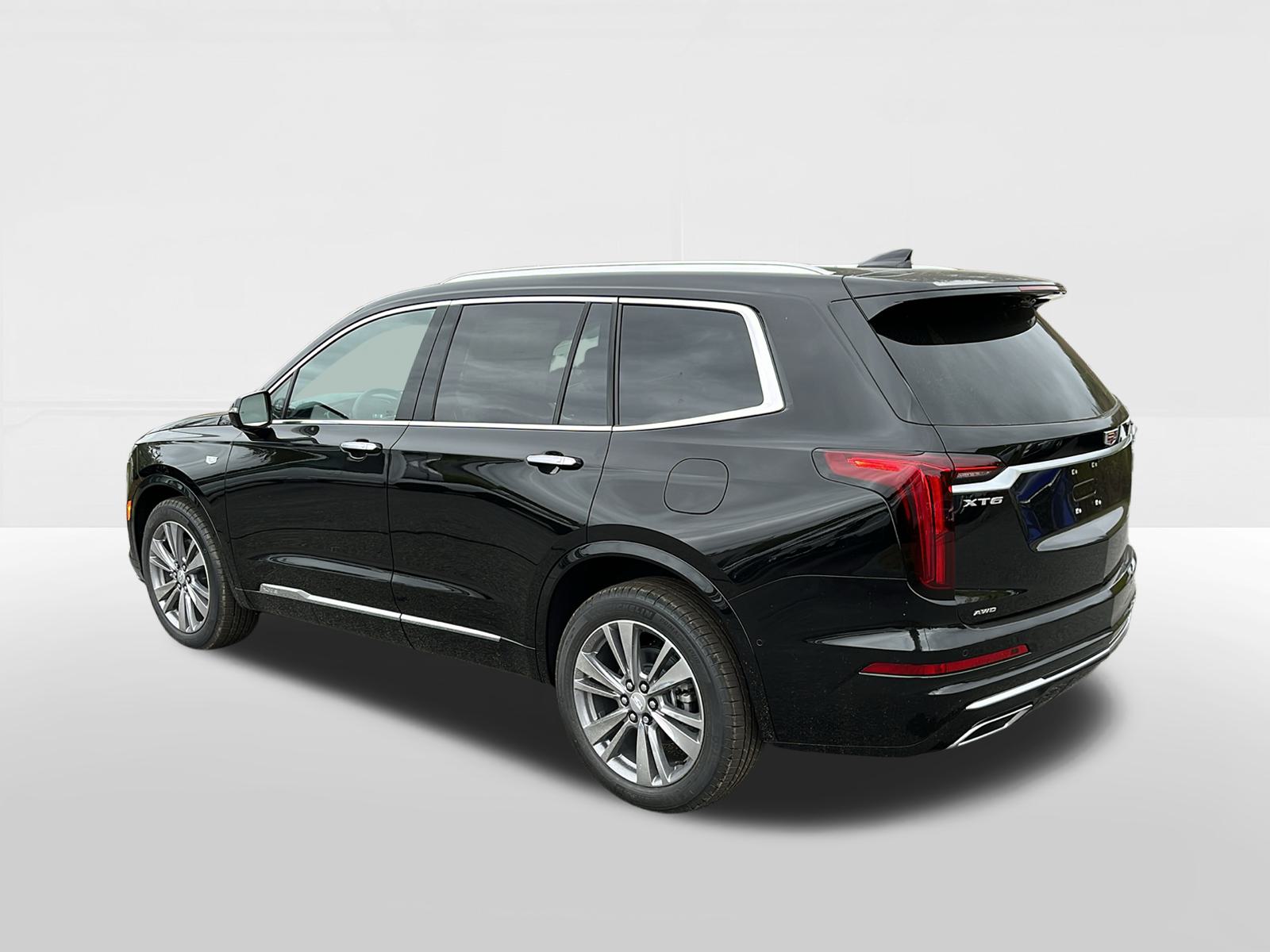 2025 Cadillac XT6 Premium Luxury 3