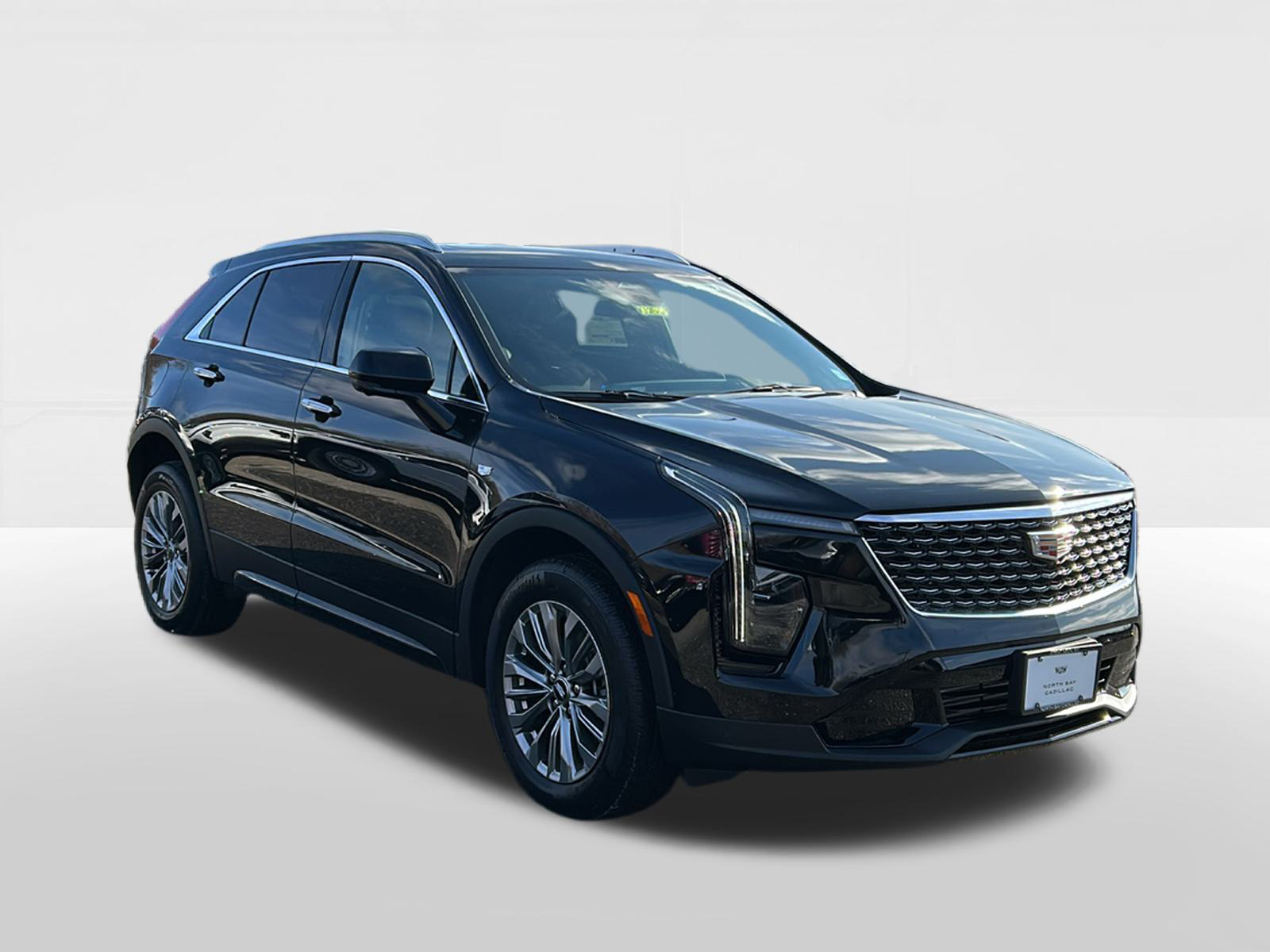 2025 Cadillac XT4 Premium Luxury 2