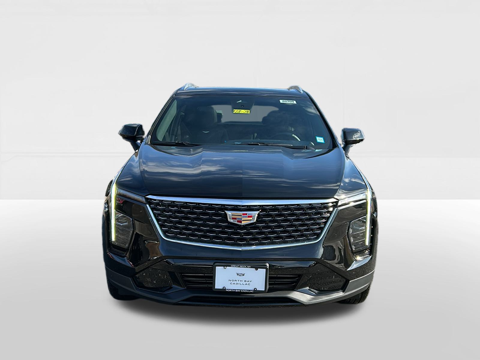 2025 Cadillac XT4 Premium Luxury 3