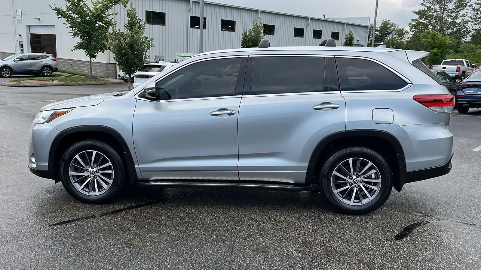 2017 Toyota Highlander XLE 8