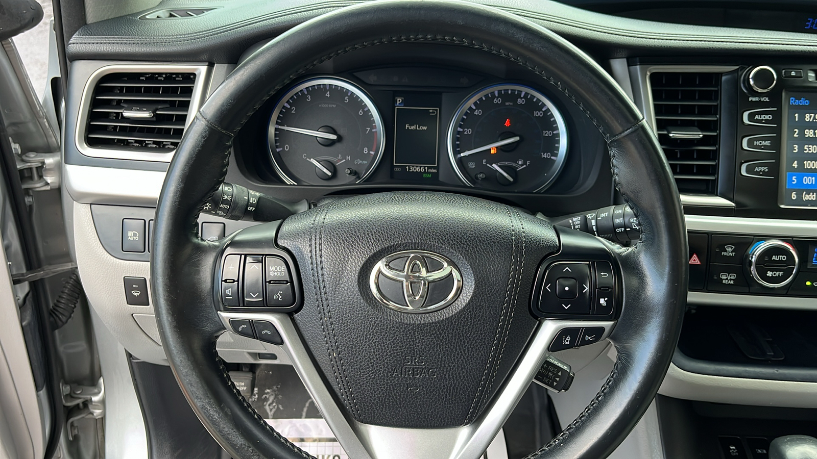 2017 Toyota Highlander XLE 13