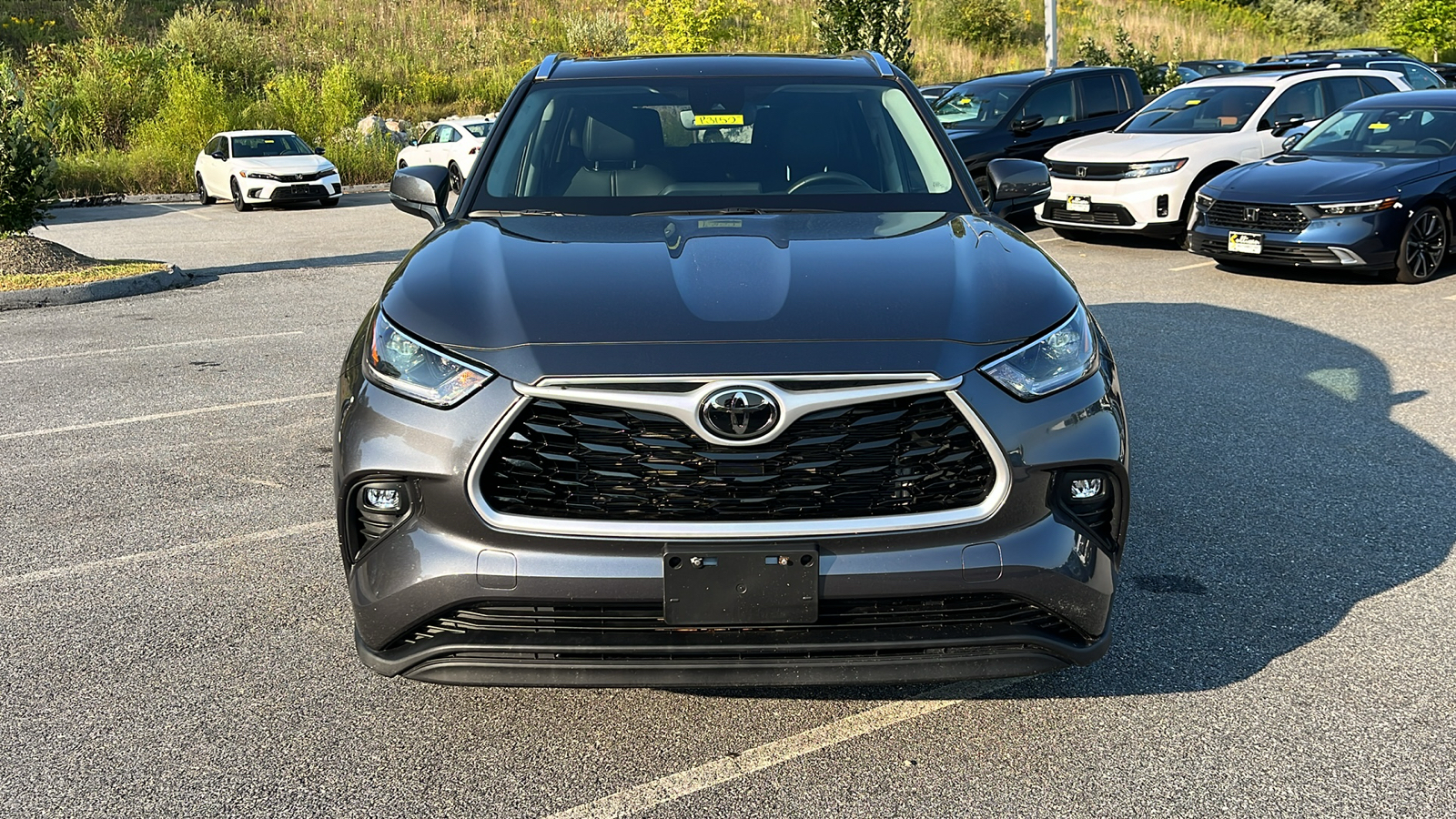 2021 Toyota Highlander XLE 8