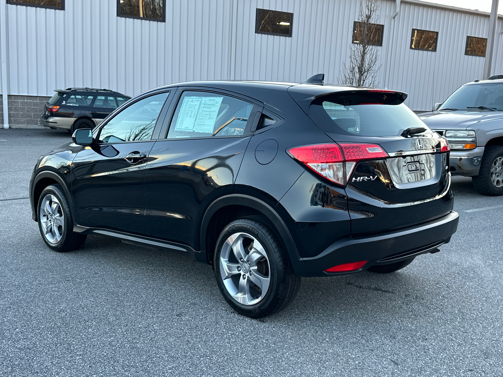 2022 Honda HR-V LX 2