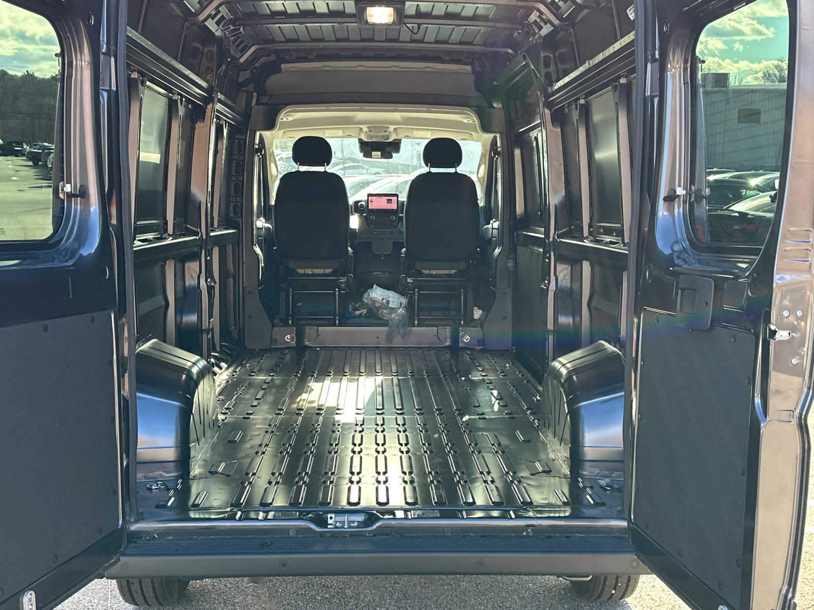 2024 Ram ProMaster 2500 High Roof 22