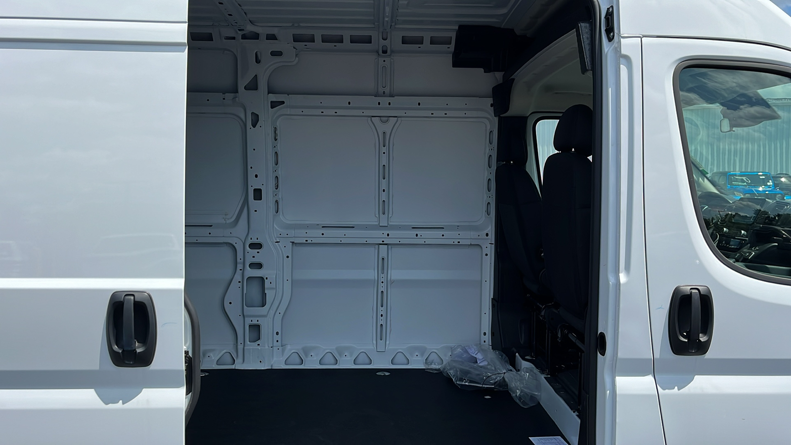 2024 Ram ProMaster 2500 High Roof 25