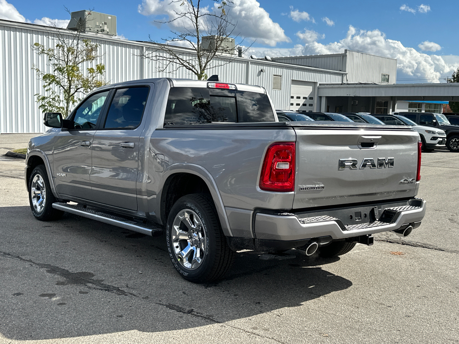 2025 Ram 1500 Big Horn/Lone Star 2