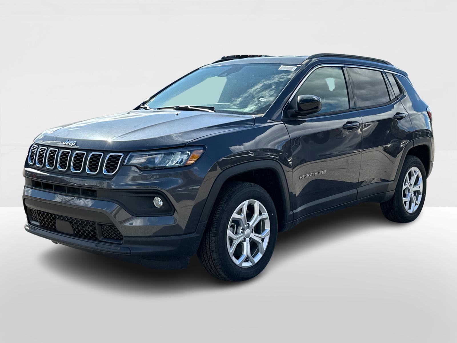 2024 Jeep Compass Latitude 1