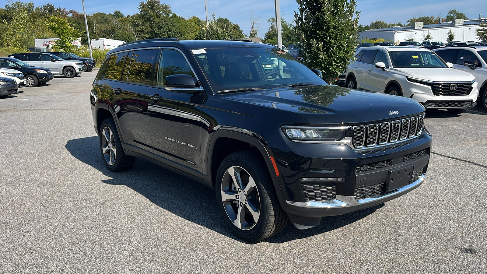 2024 Jeep Grand Cherokee L Limited 3