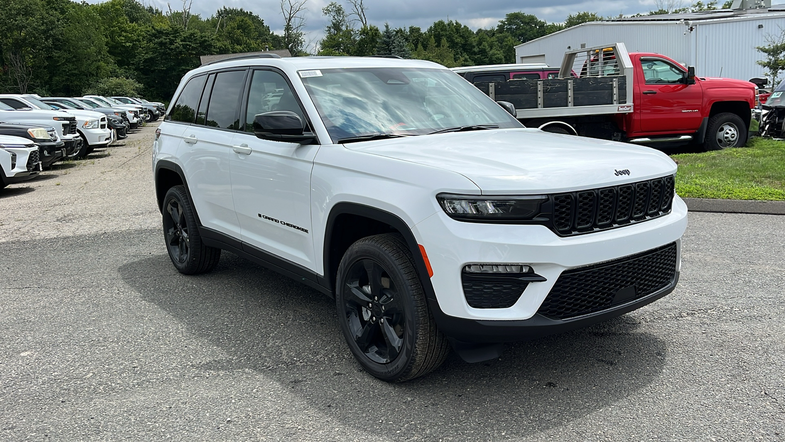 2024 Jeep Grand Cherokee Limited 3