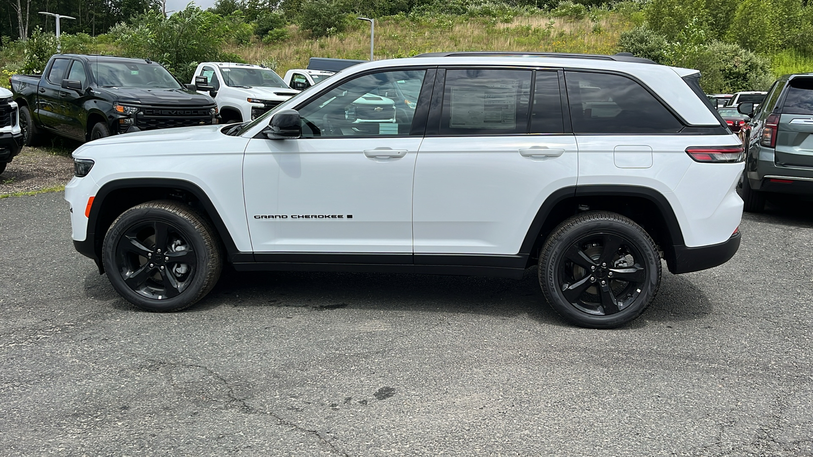 2024 Jeep Grand Cherokee Limited 8