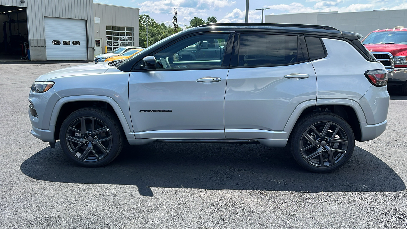 2024 Jeep Compass Limited 8