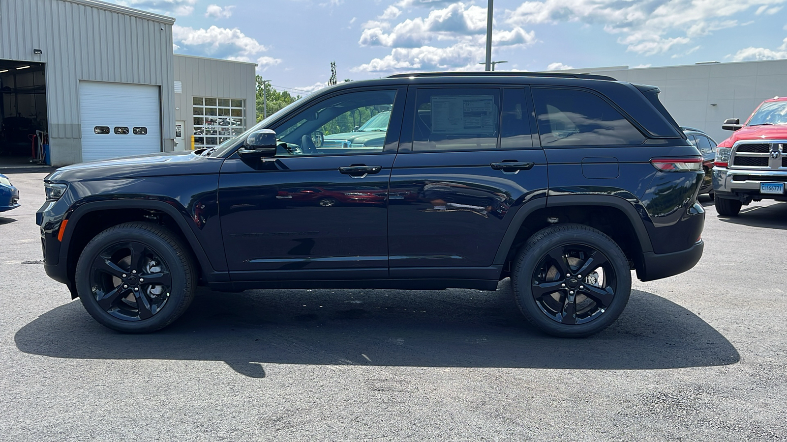 2024 Jeep Grand Cherokee Limited 8