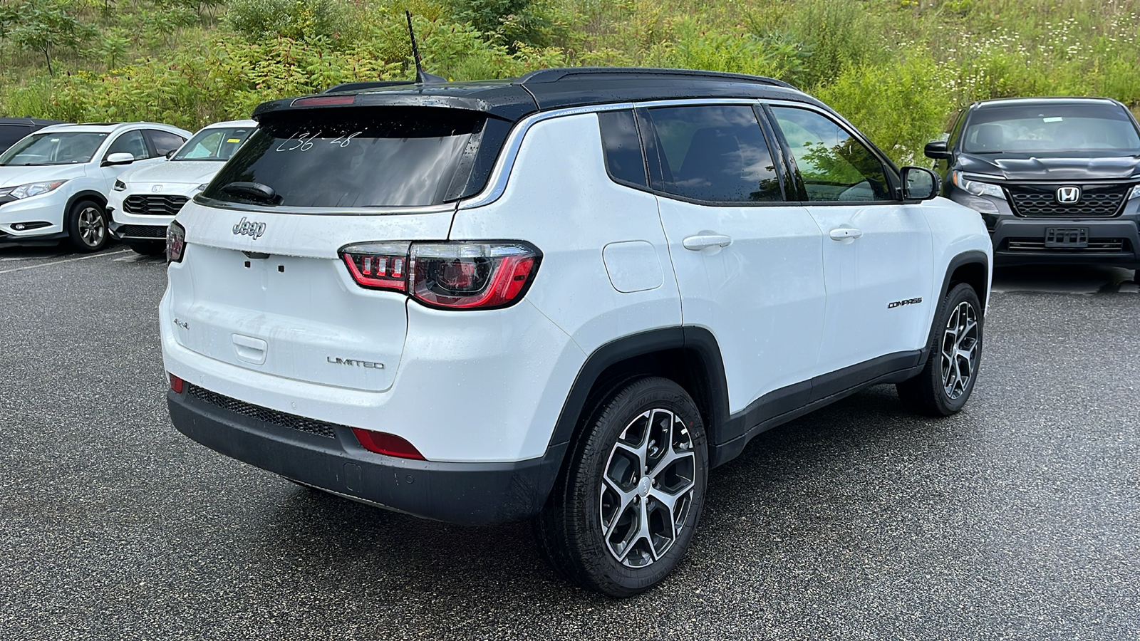 2024 Jeep Compass Limited 5