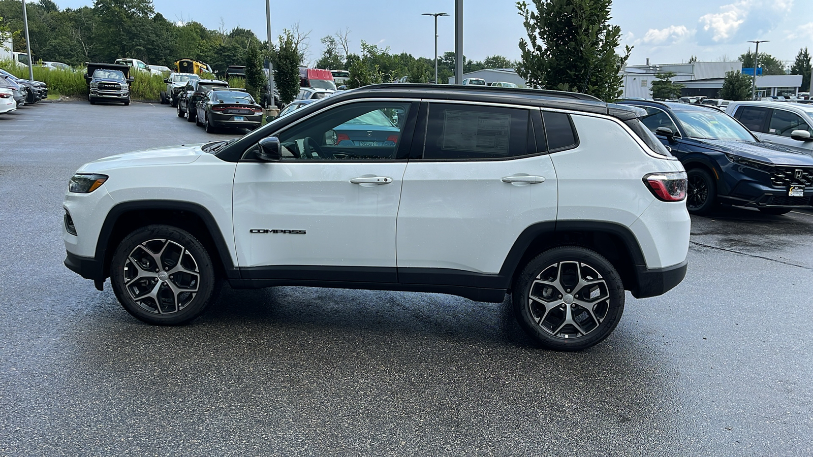 2024 Jeep Compass Limited 8