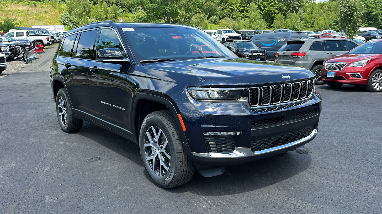 2024 Jeep Grand Cherokee L Limited 3