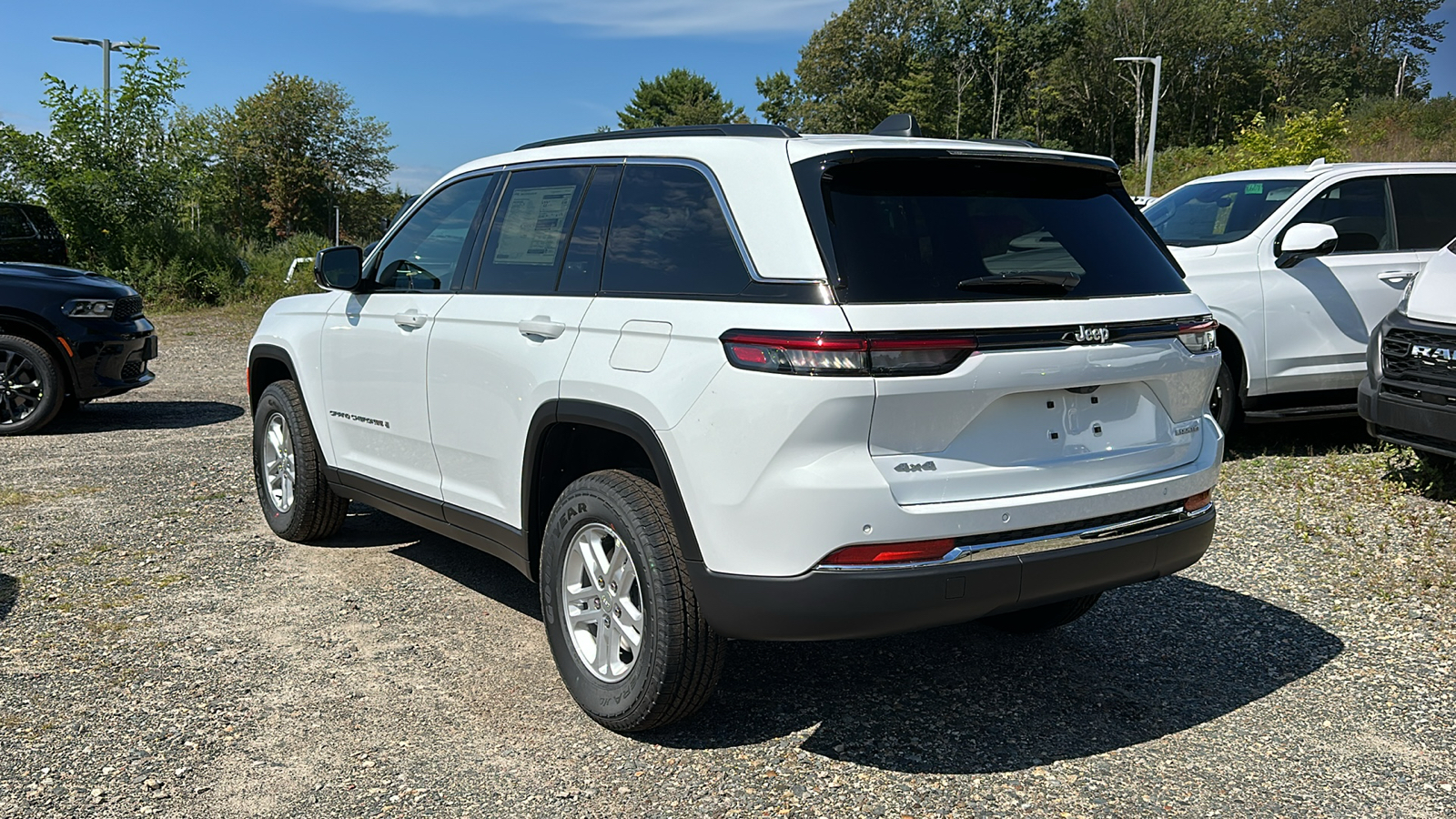 2024 Jeep Grand Cherokee Laredo 4