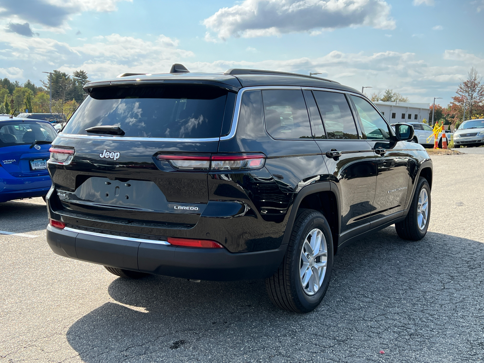 2024 Jeep Grand Cherokee L Laredo 4