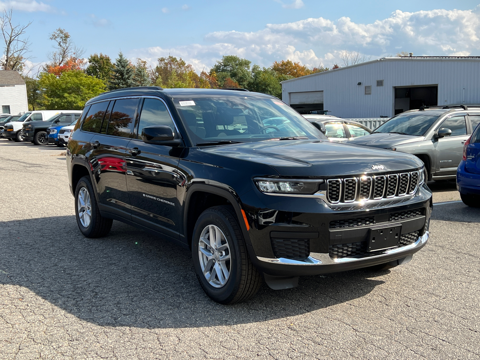 2024 Jeep Grand Cherokee L Laredo 5