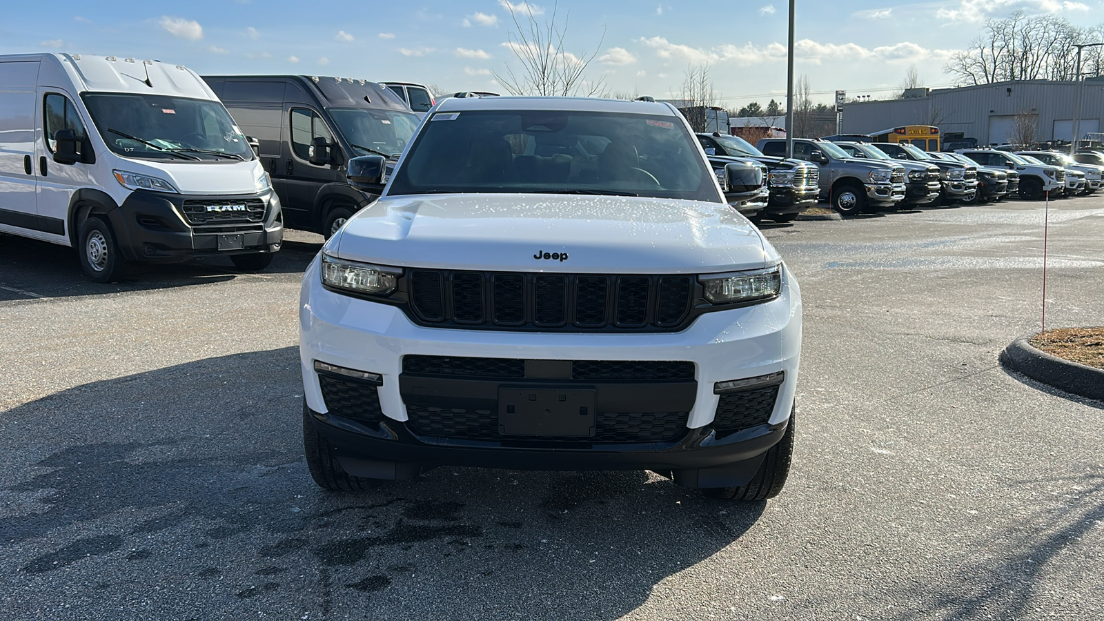 2025 Jeep Grand Cherokee L Limited 3