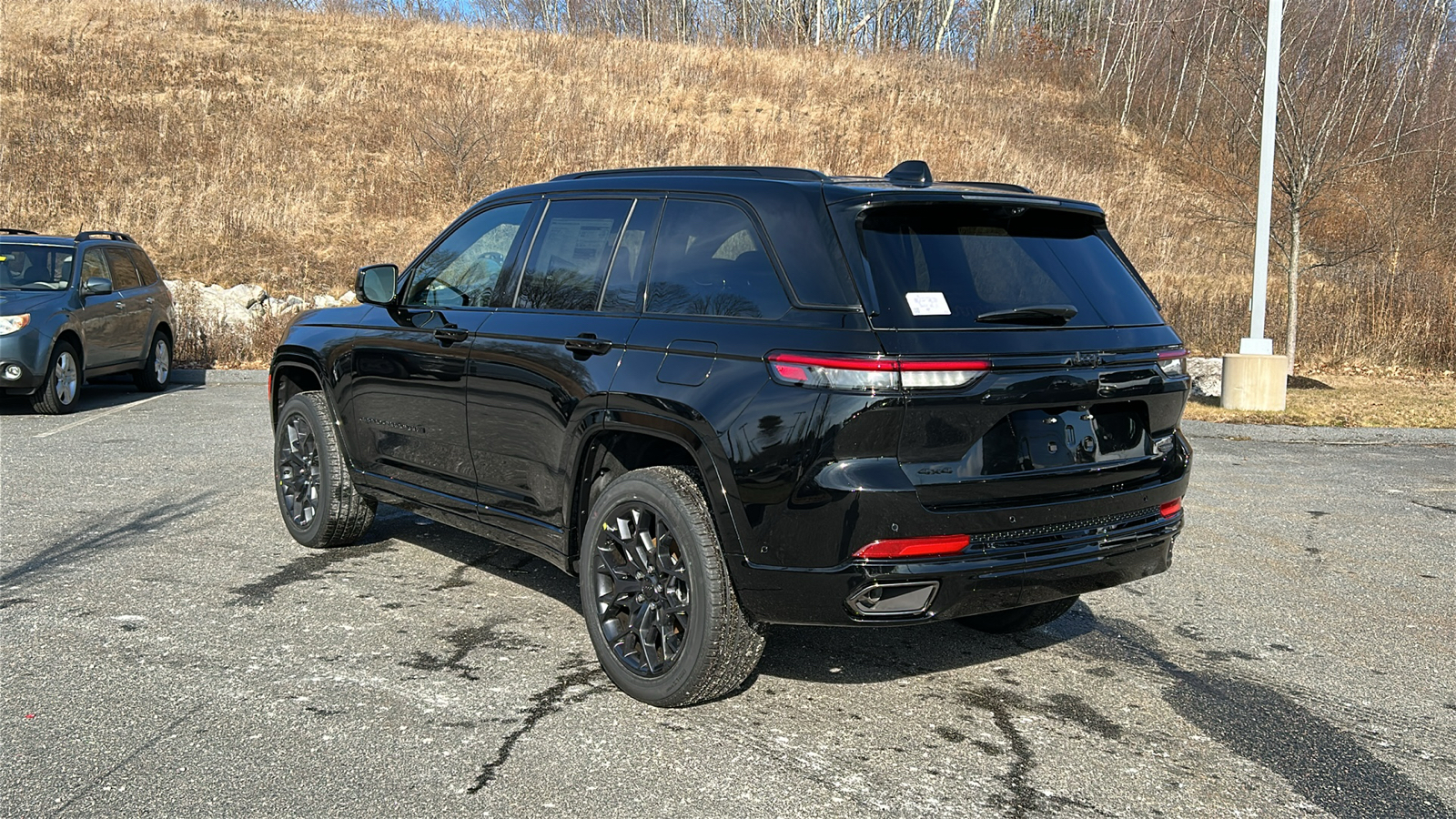 2025 Jeep Grand Cherokee Summit 4