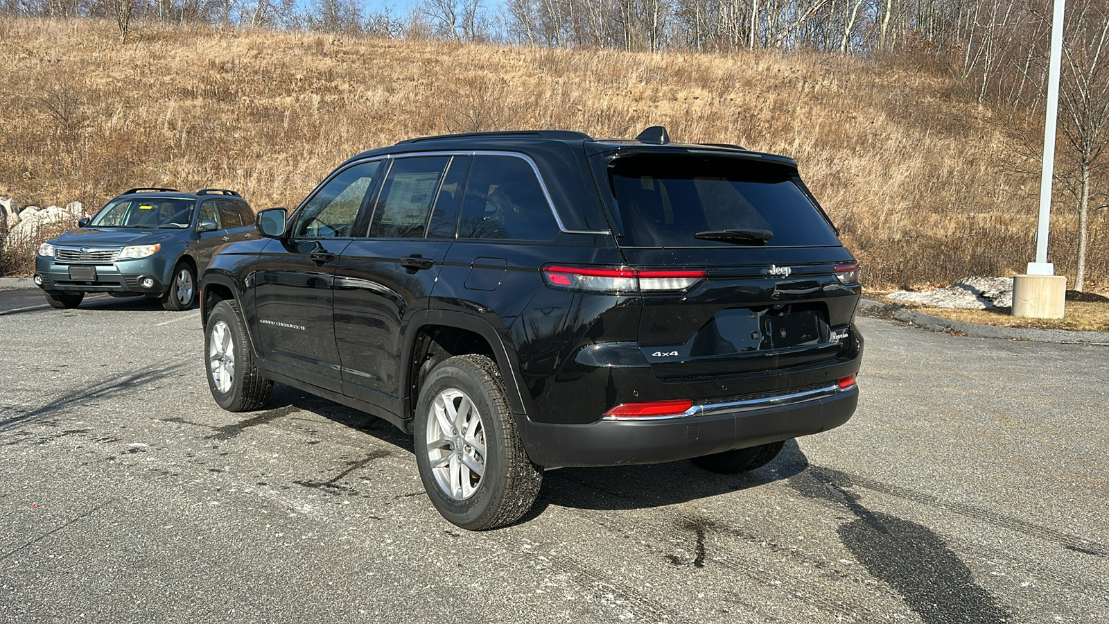 2025 Jeep Grand Cherokee Laredo 4