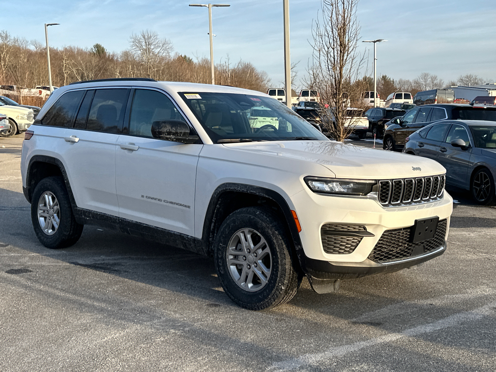 2025 Jeep Grand Cherokee Laredo 5