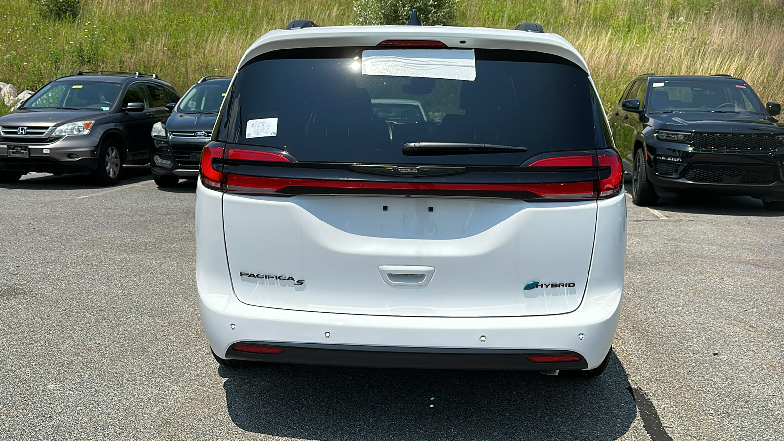 2024 Chrysler Pacifica Hybrid Select 5