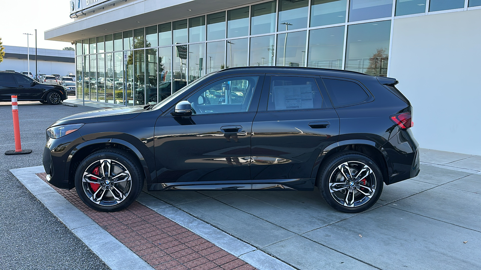 2025 BMW X1 xDrive28i 3