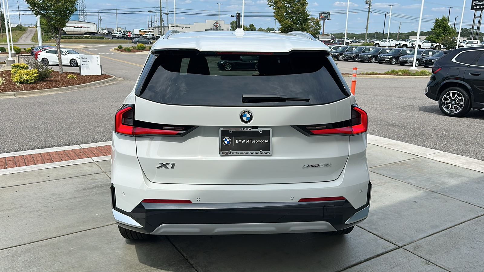 2025 BMW X1 xDrive28i 5