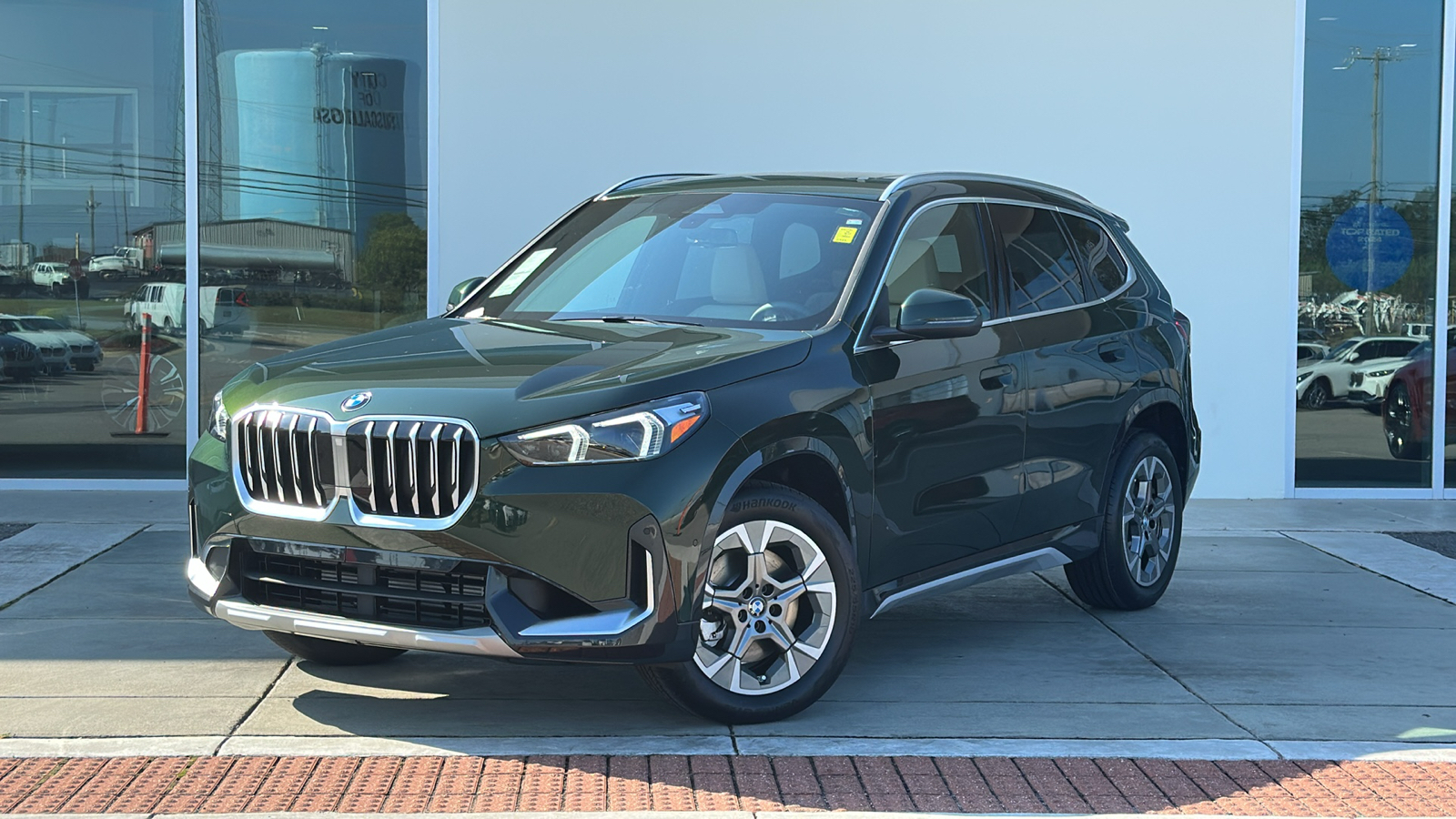 2025 BMW X1 xDrive28i 1