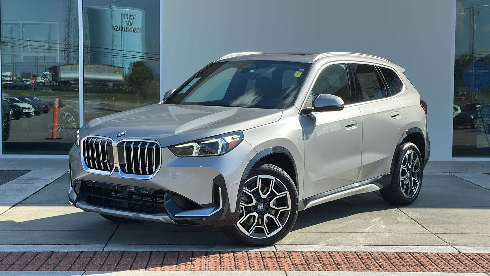 2025 BMW X1 xDrive28i 1