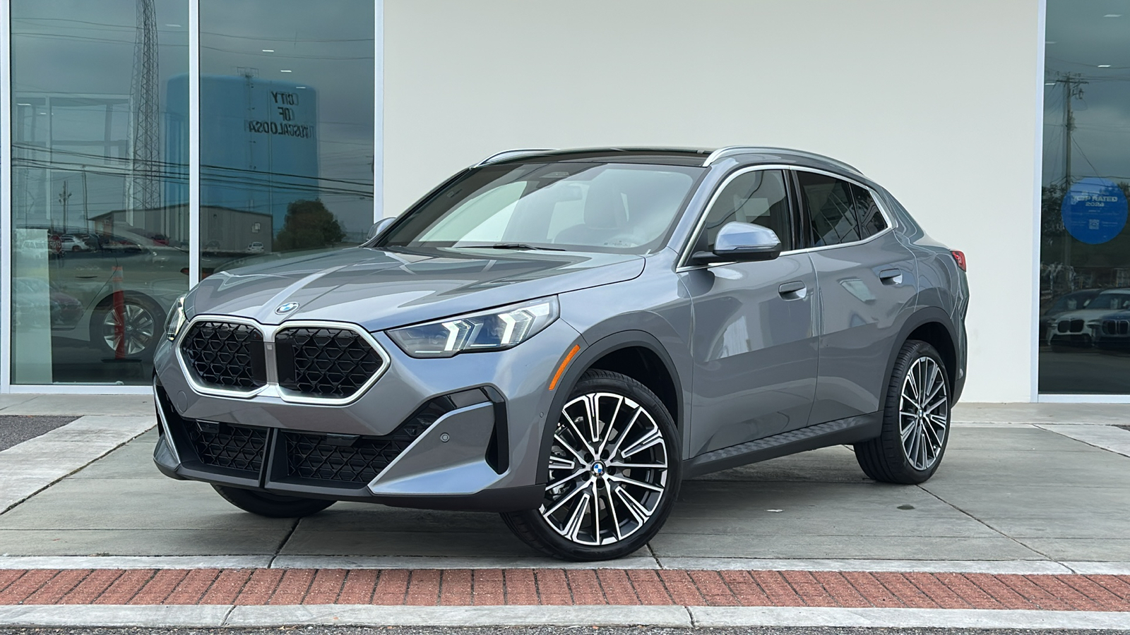 2025 BMW X2 xDrive28i 1