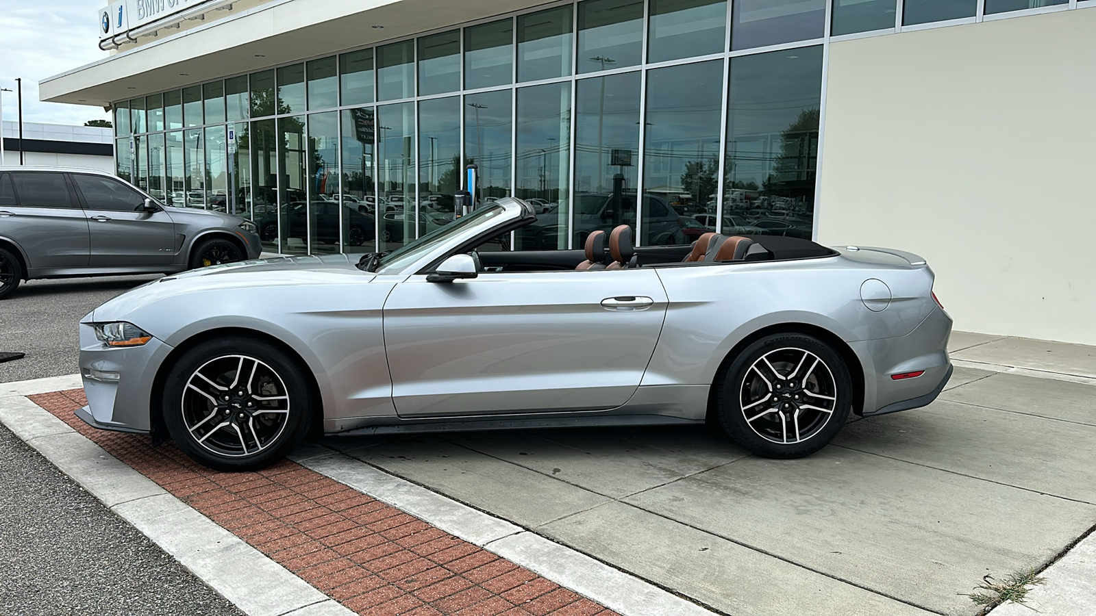 2020 Ford Mustang EcoBoost Premium 3