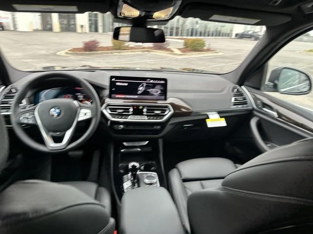 2024 BMW X3 sDrive30i 24