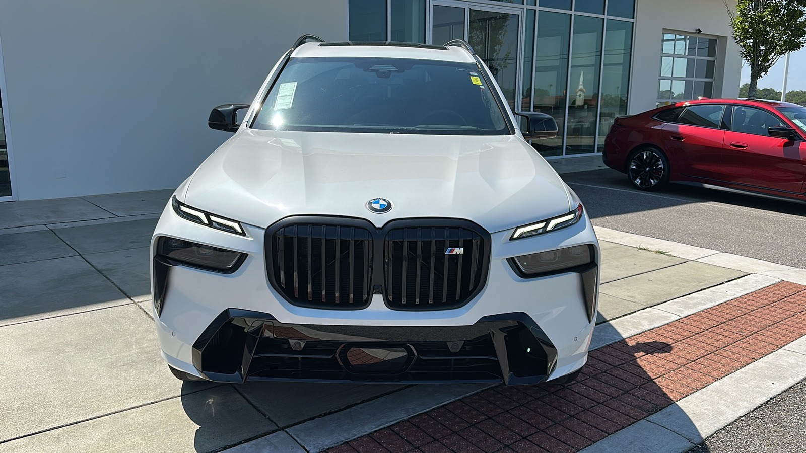 2025 BMW X7 M60i 2