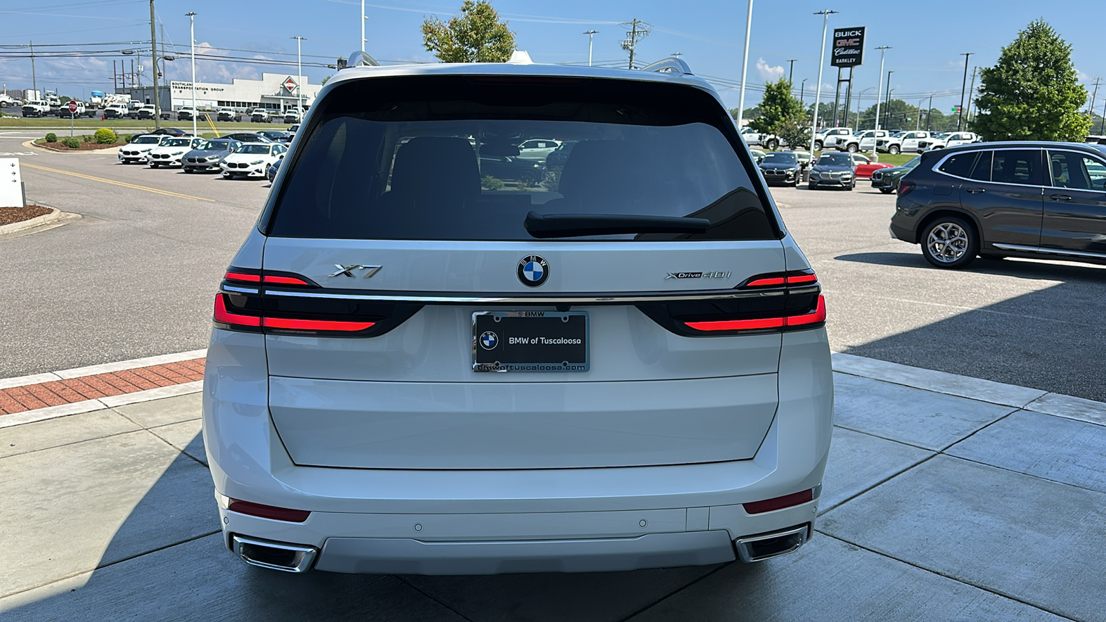 2025 BMW X7 xDrive40i 5