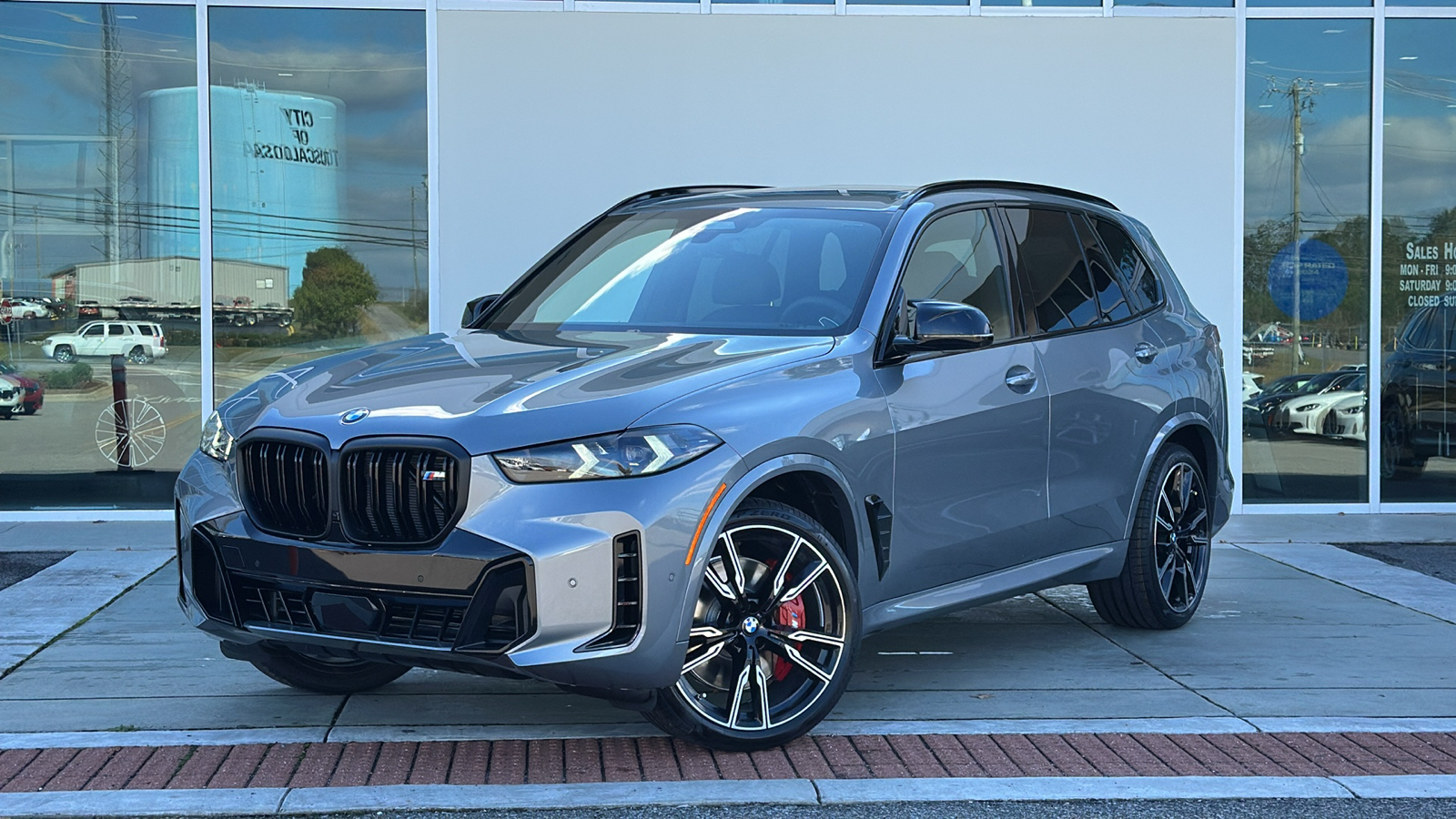 2025 BMW X5 M60i 1