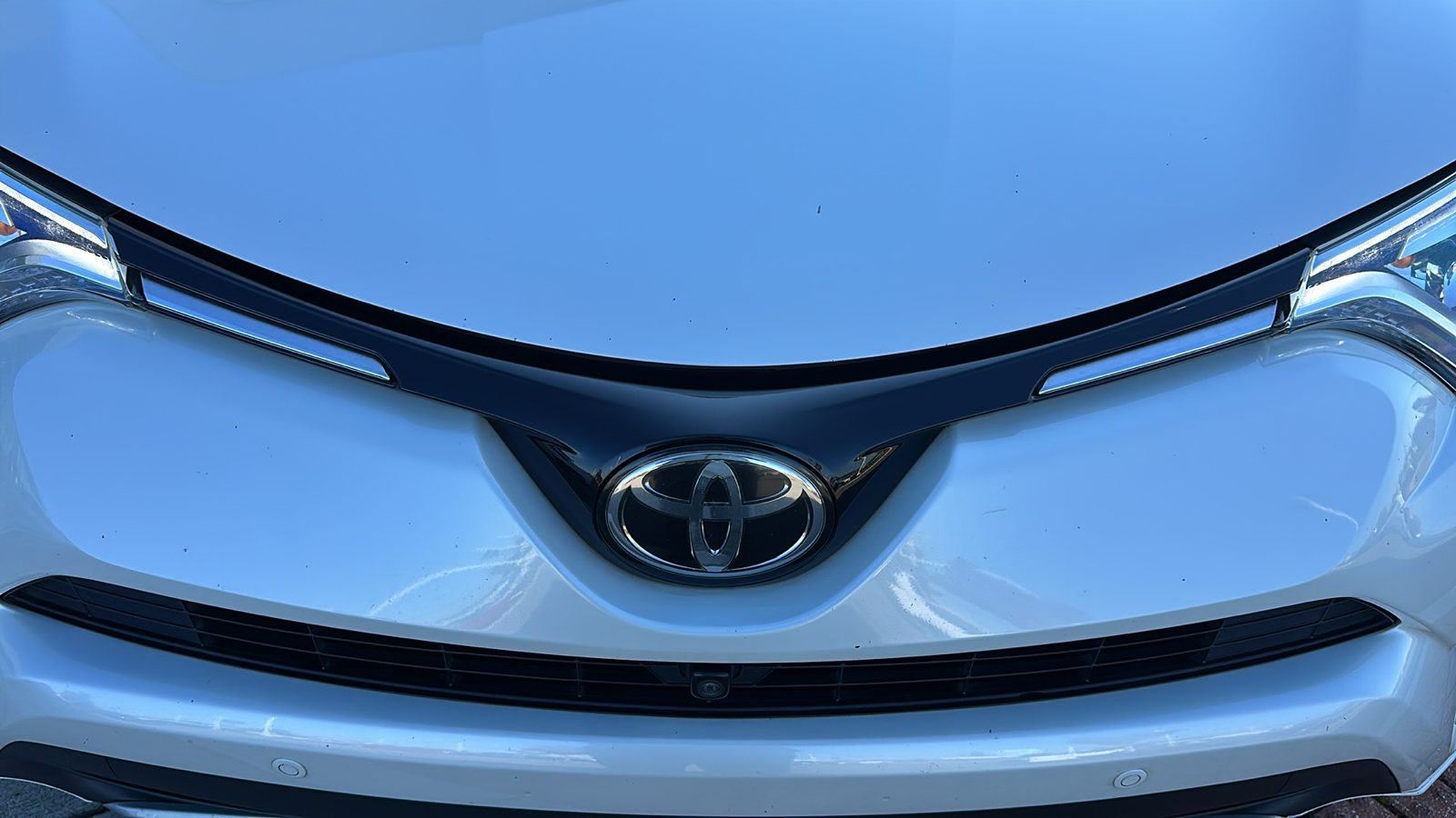 2017 Toyota RAV4 Platinum 9