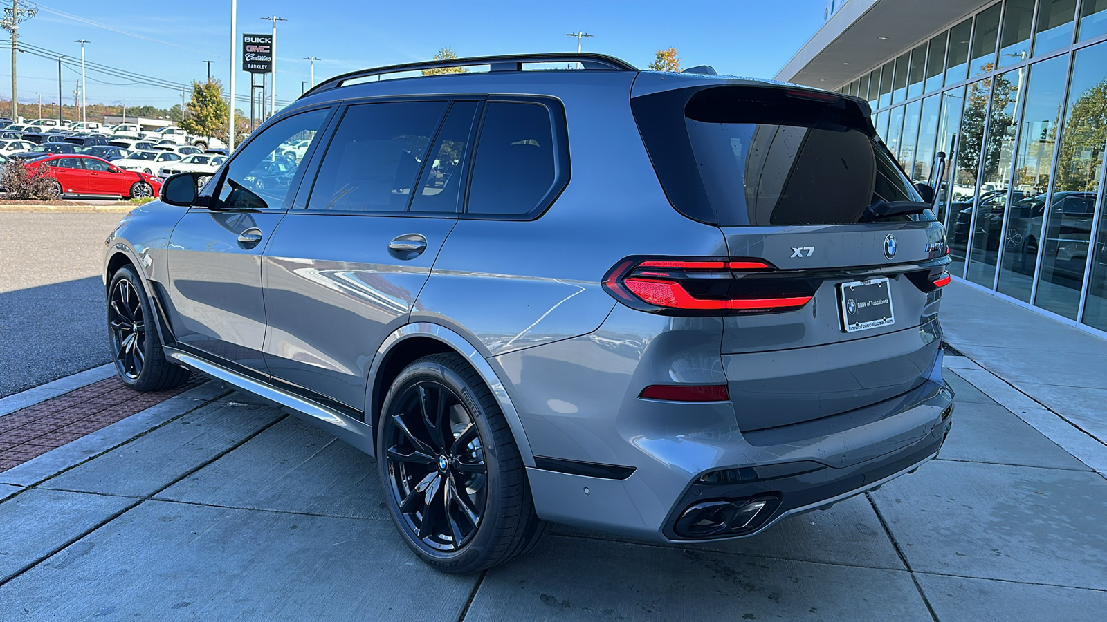 2025 BMW X7 M60i 4