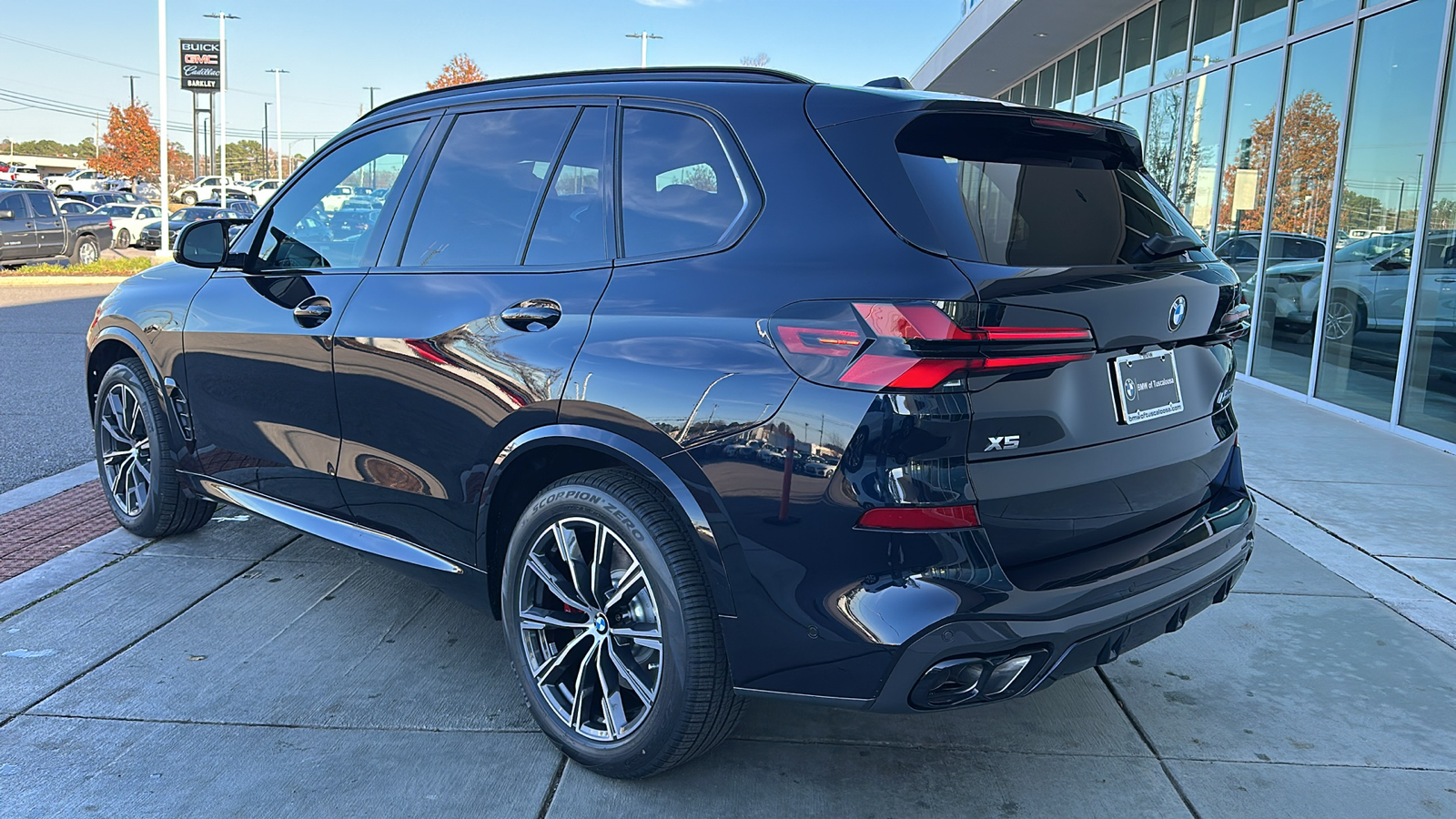 2025 BMW X5 M60i 4