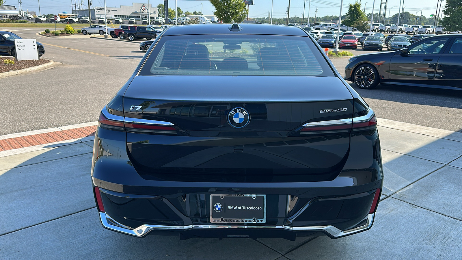 2024 BMW i7 eDrive50 5