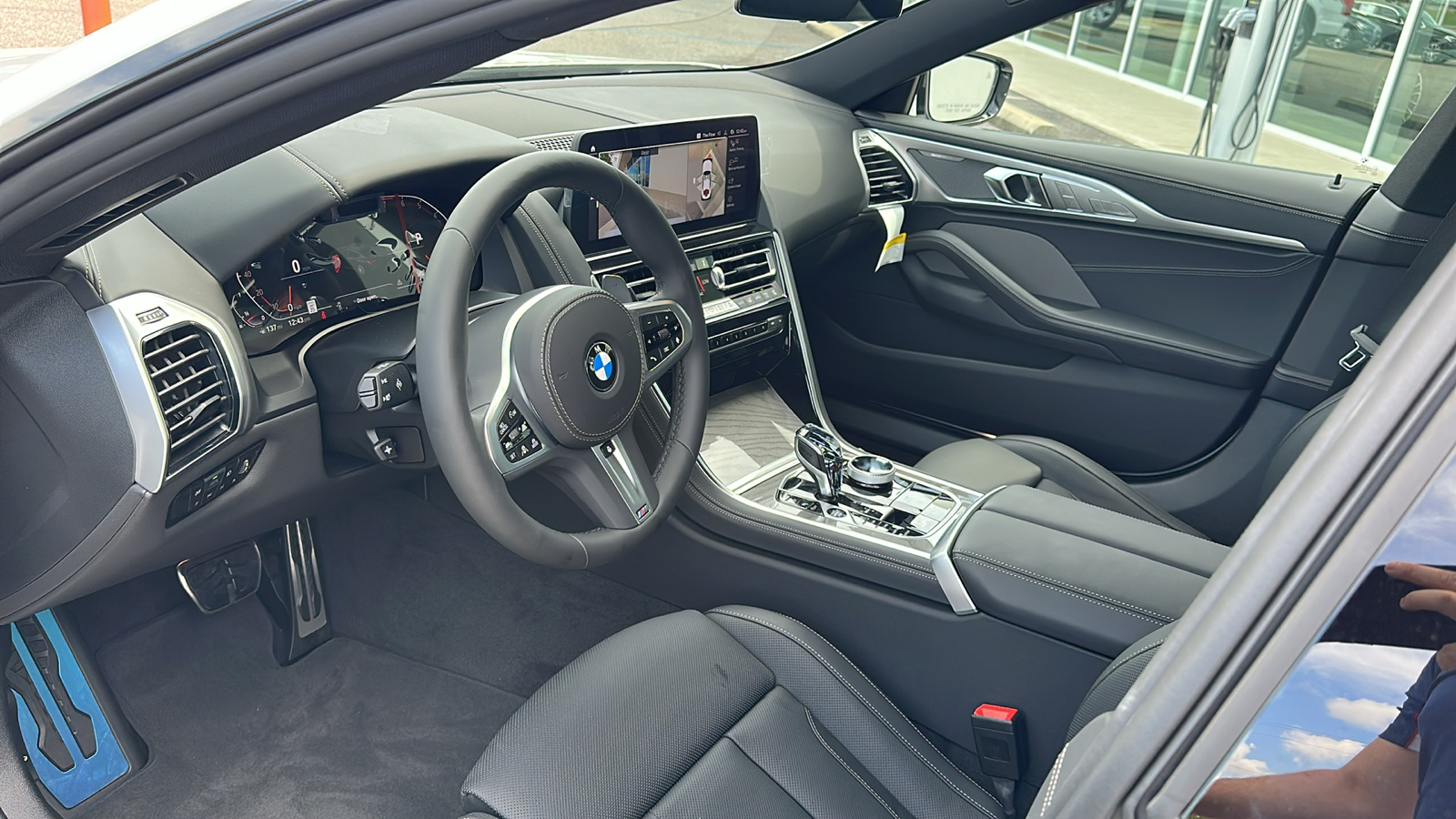 2025 BMW 8 Series 840 13