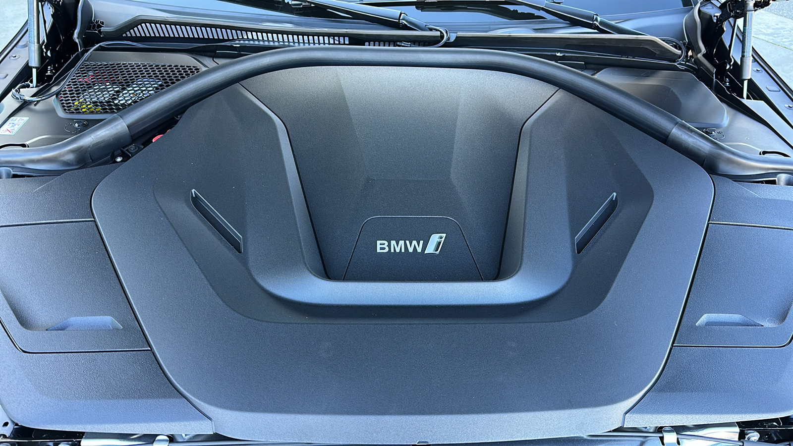 2025 BMW i4 eDrive40 10