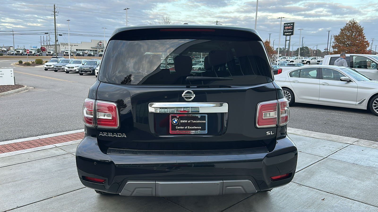 2019 Nissan Armada SL 5