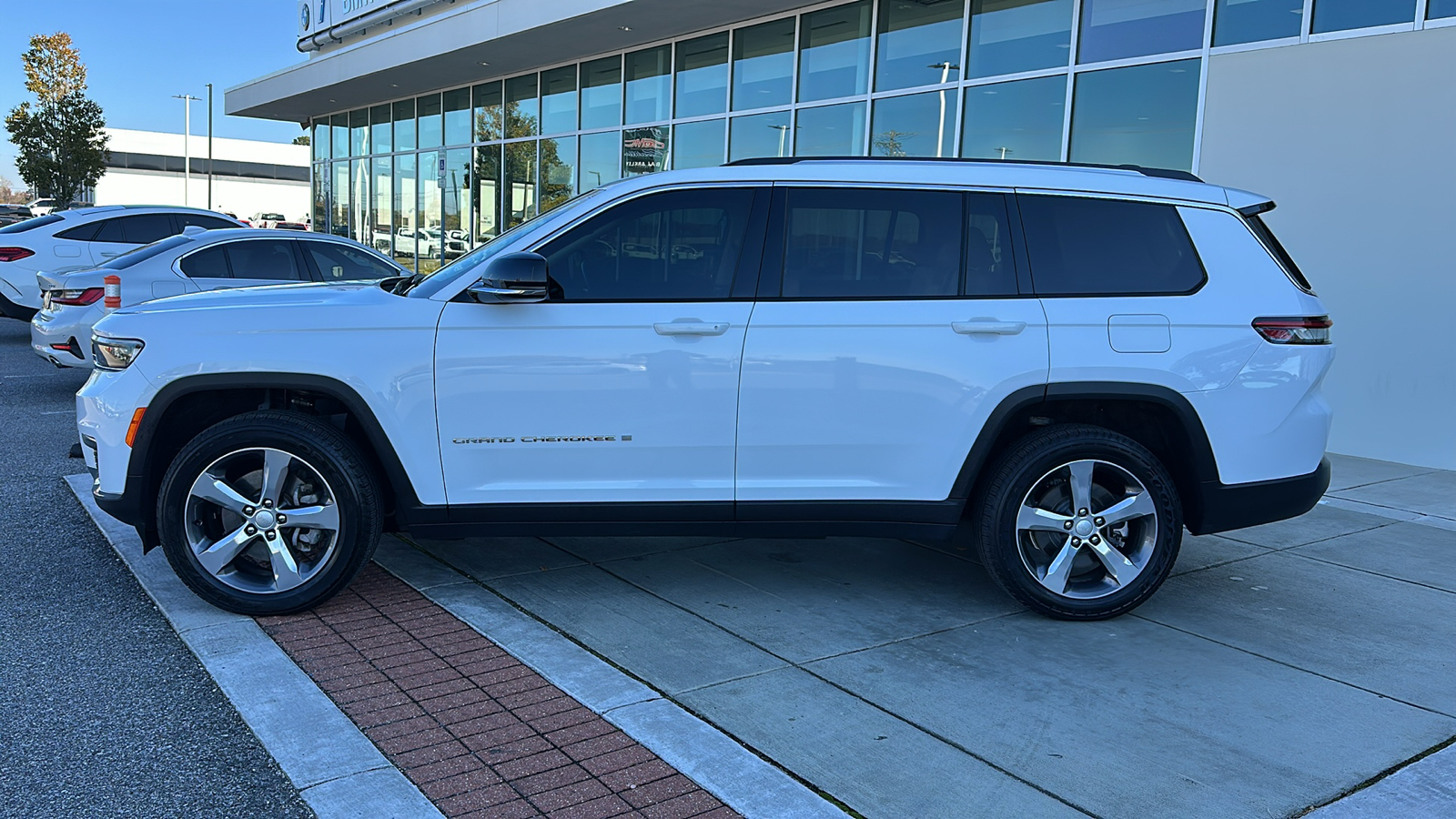 2021 Jeep Grand Cherokee L Limited 3